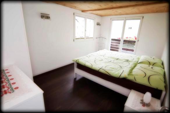 Haus Rosa Daire Zermatt Oda fotoğraf